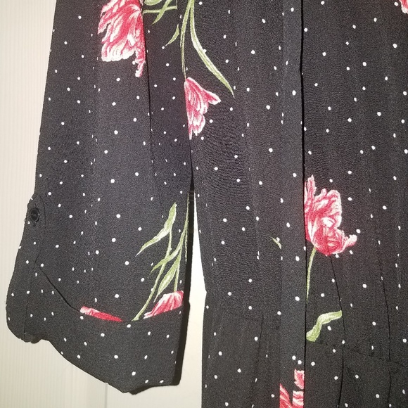 Classy, Women's Floral Romper - Picture 3 of 3